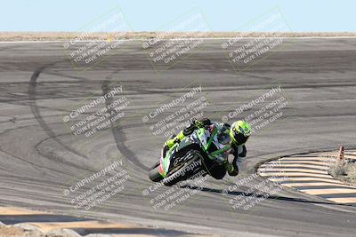 media/Jan-15-2026-Racers Edge (Thu) [[dfebeb70ab]]/3-B Group/Session 2 (Bowl Exit)/